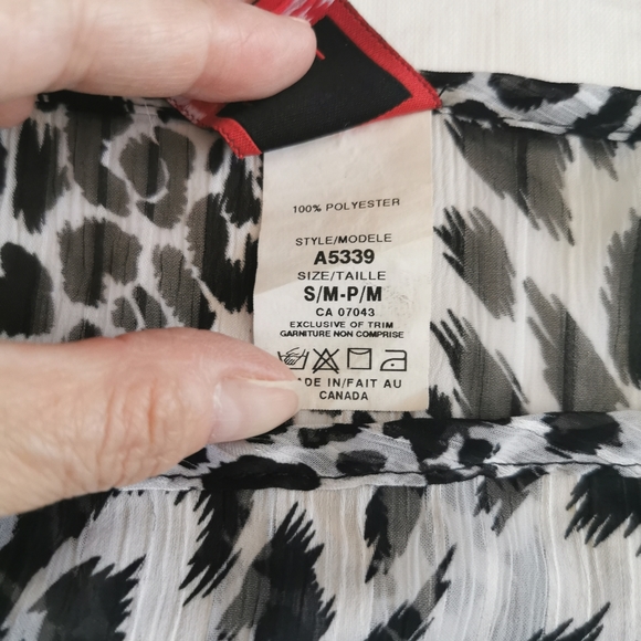 Lori Michaels Collection Multi Print Blouse S/M - Picture 9 of 11